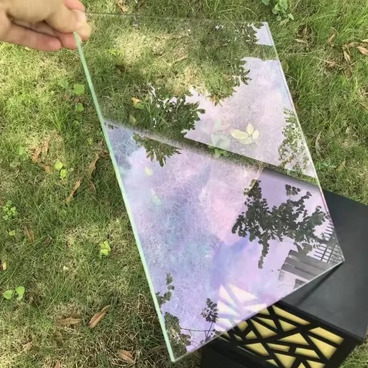  Custom 4mm Thickness  98% Light Transmittance Ultra Clear Anti-reflection Coating Glass for Museum Display Cabinet