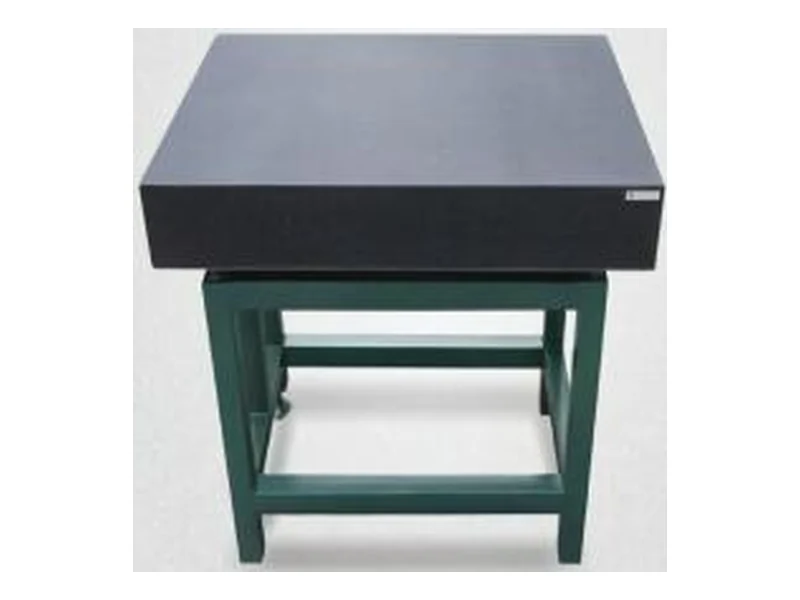 Warpage testing platform for checking cover glass flatness
